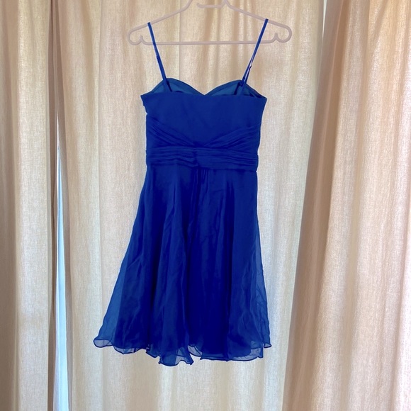 Elegant evening dress Ever New Melbourne - Picture 2 of 3